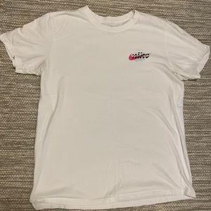 Men’s Nike Tshirt size Large